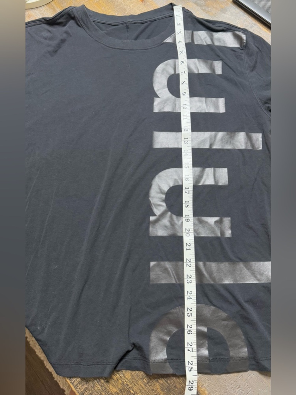 lululemon athletica Black Short Sleeve Logo Tee - Picture 9 of 9